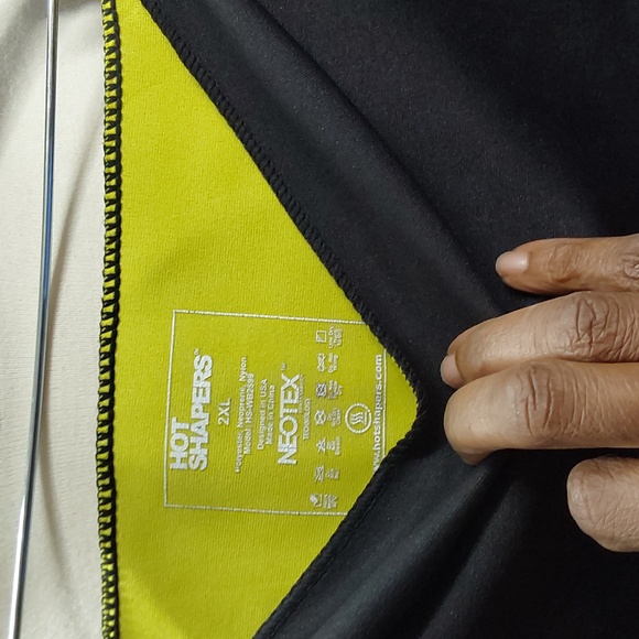 ShapeWear - Picture 2 of 3